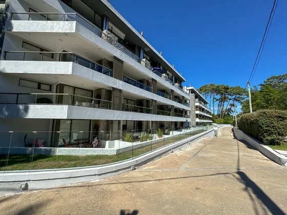 Venta Apartamento 1 Dormitorio Y Medio Punta Este Aidy Gril
