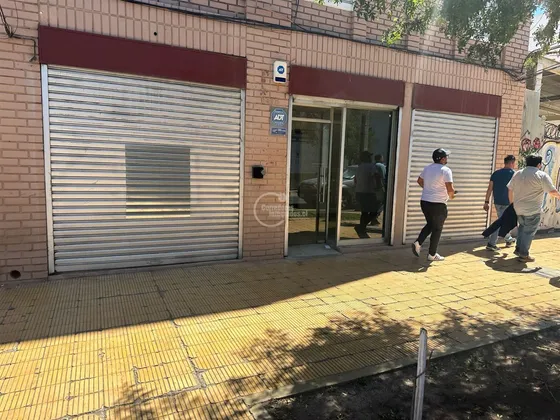 Comercial Arriendo San Felipe,recepción,privado 2 Baños