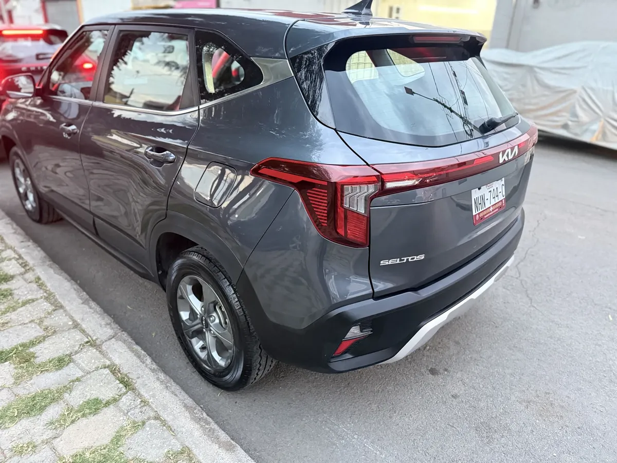 Kia Seltos 2024 1.5 Ex At
