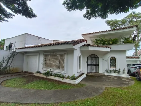 Arriendo Consultorio Ciudad Jardin Cali