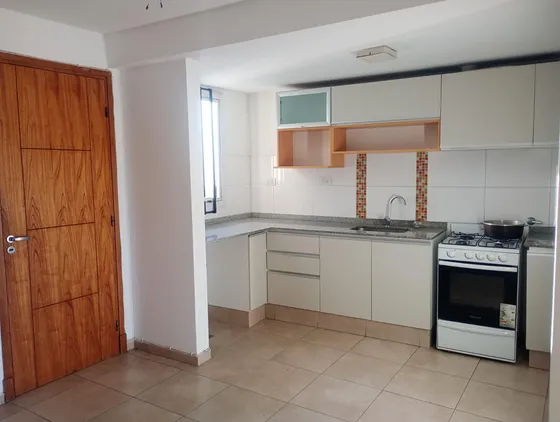 Departamento En Alquiler Cercano A Plaza De Godoy Cruz