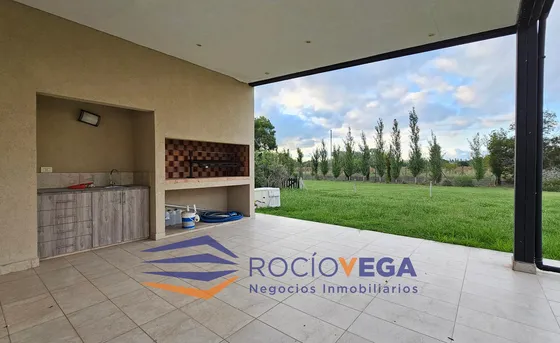 Casa En Alquiler  En Country Terravista, General Rodriguez