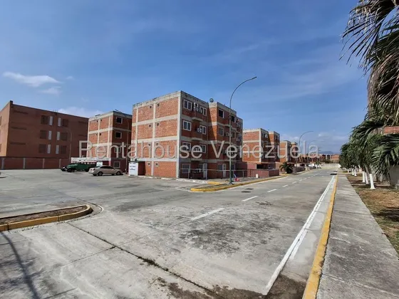 Ji 25-18979. En Venta Apartamento De 66m2 Ubicada En Res. Parque Habitat, Guatire.