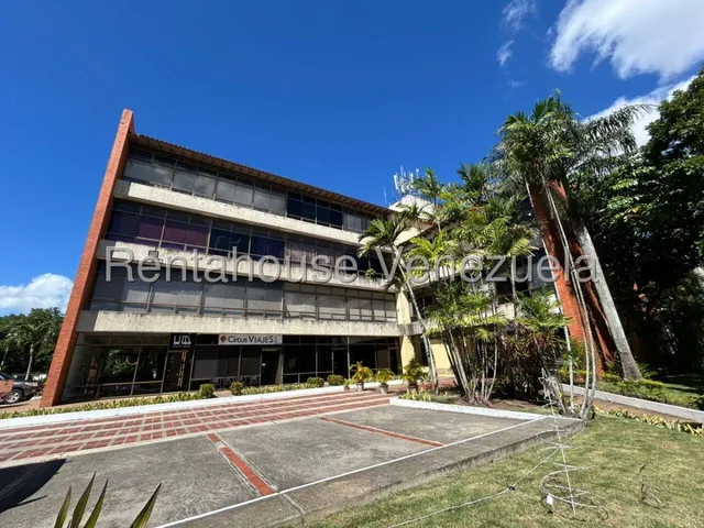 Alquiler Excelente Local - Oficina En Alquiler Ubicado En Una De Las Mejores Zonas De La Ciudad,barquisimeto  Profesional Inmobiliario Mehilyn Perez 