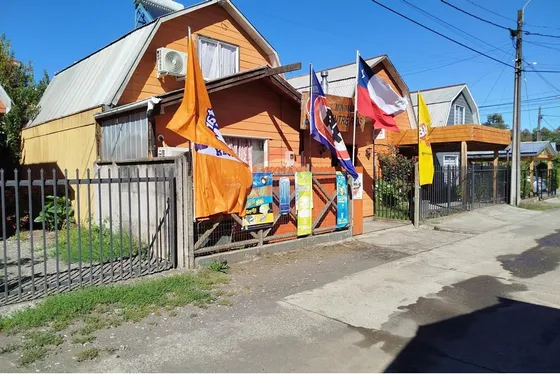 Casa Y Negocio En Venta En Pucón