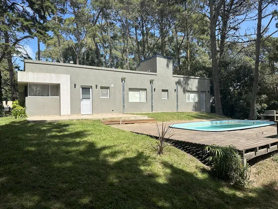 Casa En Carilo