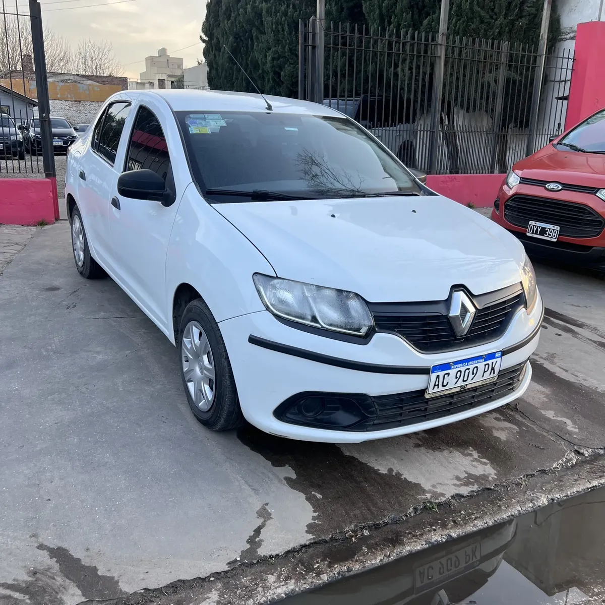 Renault Logan 1.6 Authentique Plus 85cv519316614435973129