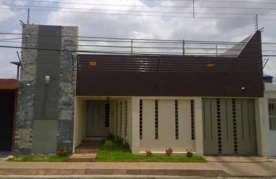 Vendo Hermosa Casa Ubicada En Corinsa Cagua, Cód. 25-13396 Myc