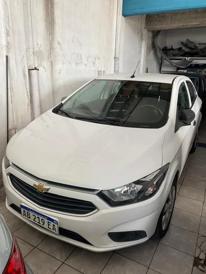 Chevrolet Onix 1.4 Lt 98cv