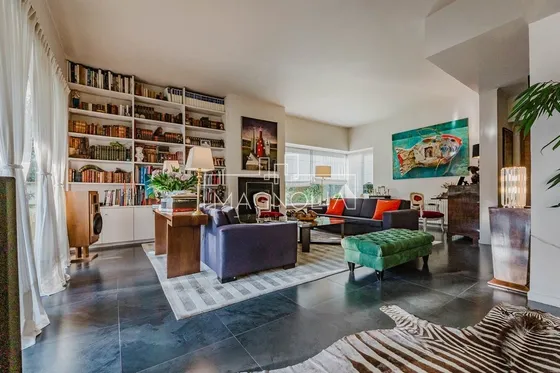Casa En Venta De 5 Dorm. En Vitacura