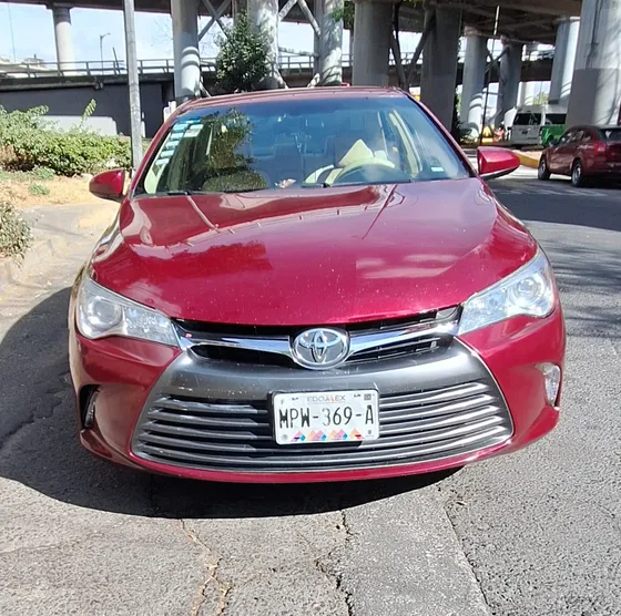 Toyota Camry 2.5 Le At