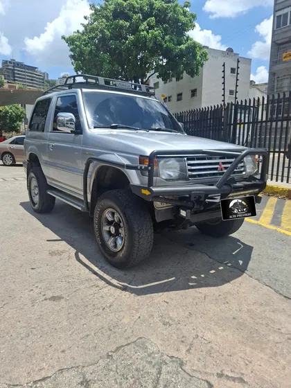 Mitsubishi Montero Dakar