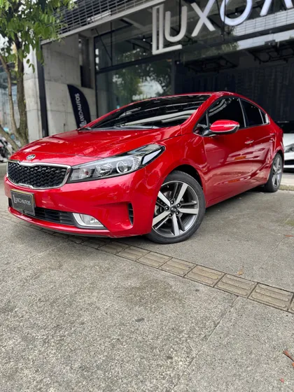 Kia Cerato Pro 1.6l Zenith At