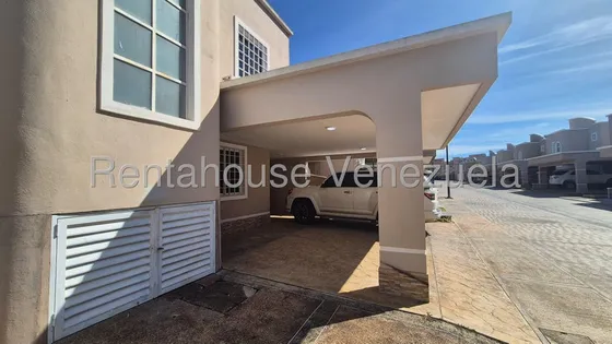 Milagros Inmuebles Casa Venta Barquisimeto Lara Zona Este Ciudad Roca Economica Residencial Economico Código Inmobiliaria Rent-a-house  25-9282