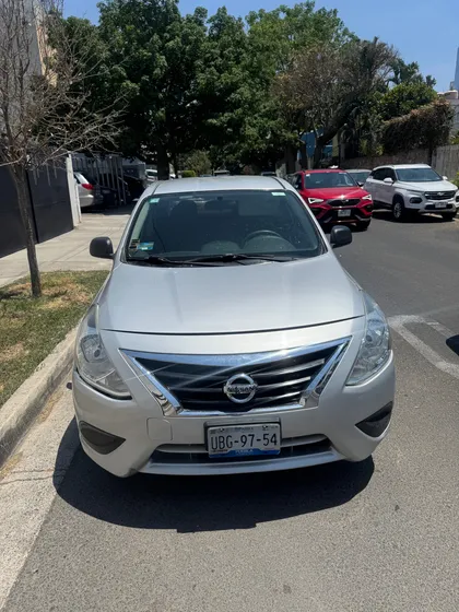 Nissan Versa 1.6 Advance At