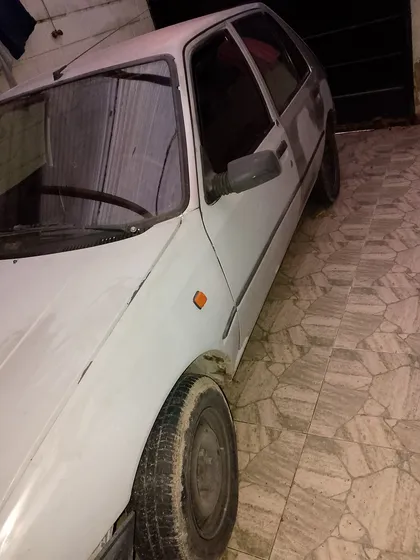 Peugeot 205 1.8 Gld Junior