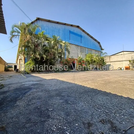 Marcos González Alquila Galpón Zona Industrial 3 Barquisimeto Lara #25-17892