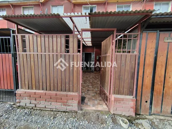 Casa En Arriendo De 4 Dorm 1 Baño. En La Florida