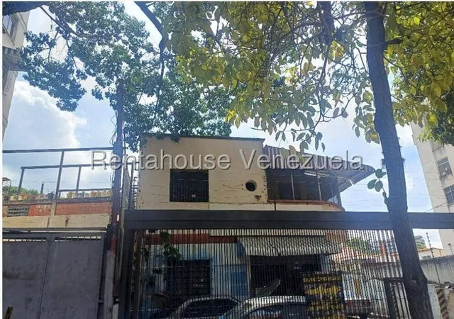 Alquiler De Casa Comercial, Mls 25-21119. Ycl.