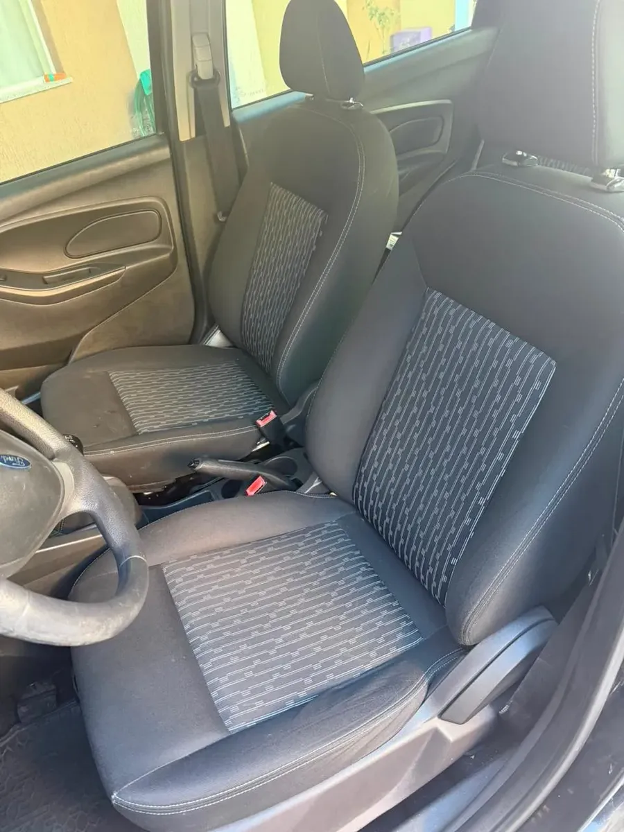 Ford Ka 2018 Hatch — foto 10