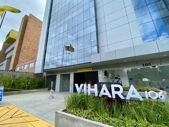 Local En Arriendo Bogota 38m2. Autopista Norte Con 106 (pasadena / Alhambra). Ubicado En Primer Piso