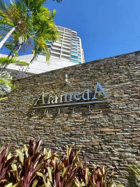 Josseyris Jimenez Vende Penthouse En El Parral Res Alameda Suites