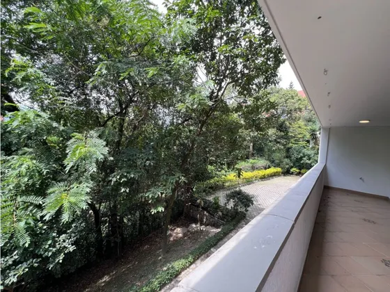 Venta Apartamento La Frontera Para Reformar 269 Mts2, Muy Tranquilo