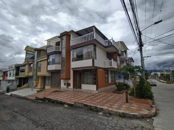 Vento Casa Fusagasuga, Familiar 3 Pisos