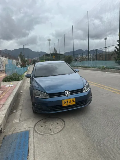 Volkswagen Golf 1.6 Highline