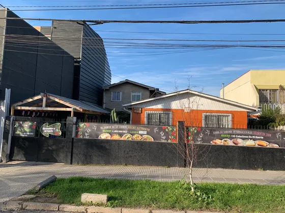 Propiedad En Venta Con Local Comercial Y Departamento