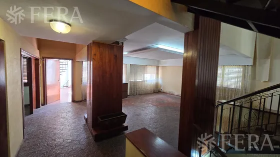 Venta De Casa 4 Ambientes Con Cochera Y Patio En Wilde