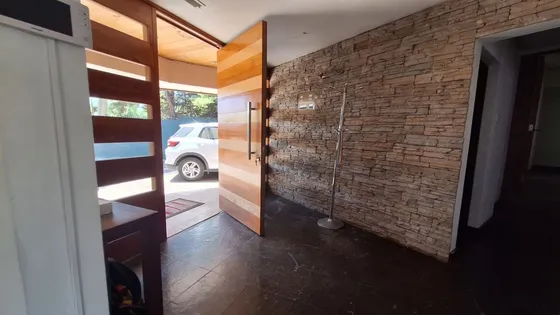 Casa En Arriendo De 4 Dorm. En La Reina