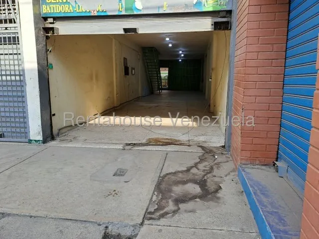 Alquiler Local Comercial De Tres Niveles A Pie De Calle Gjg 25-17994