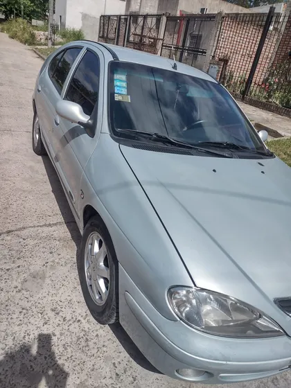 Renault Megane 1.6 16v Expression