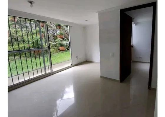 Apartamento  En Venta En Calasanz Cerca Al Mall Santana
