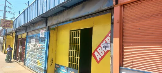 Se Arrienda Local Comercial En Oportunidad