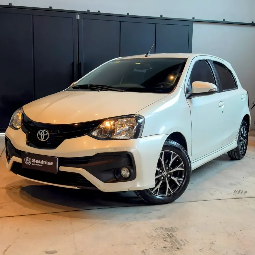 Toyota Etios 1.5 XLS AT