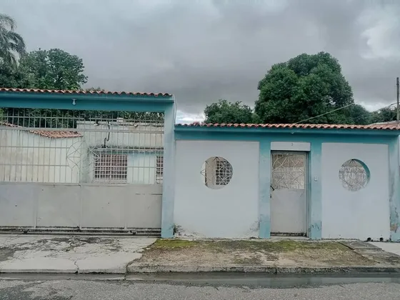 G09-19 Se Vende Casa En Urb La Pocaterra Tocuyito.