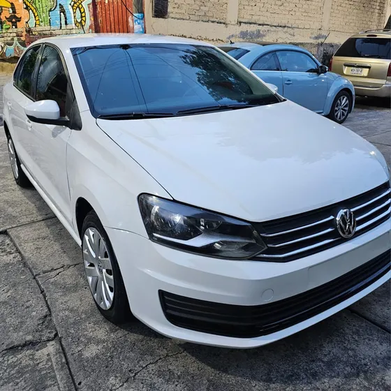 Volkswagen Vento 1.6 Starline Mt