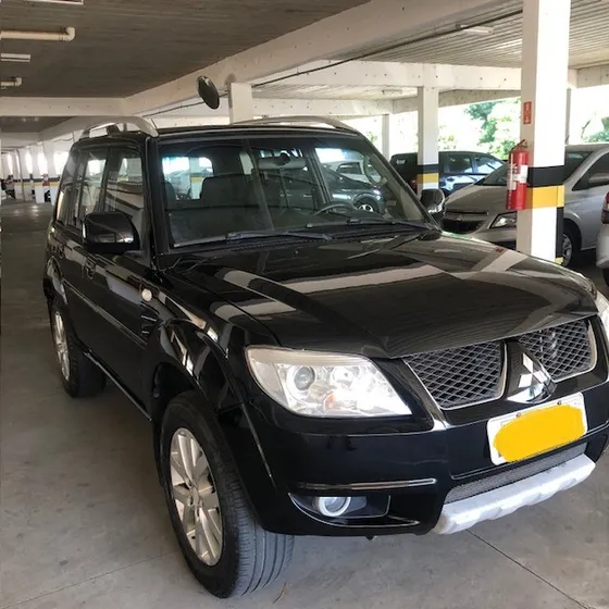 Mitsubishi Pajero Tr4 2.0 Flex Aut. 5p