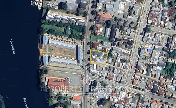 Oportunidad De Inversión!! Amplio Terreno En Calle...