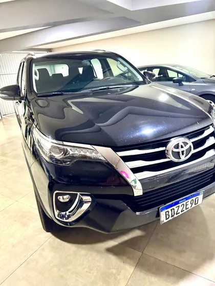 Toyota Sw4 2.8 Tdi Srx Diamo7l 4x4 Aut. 5p