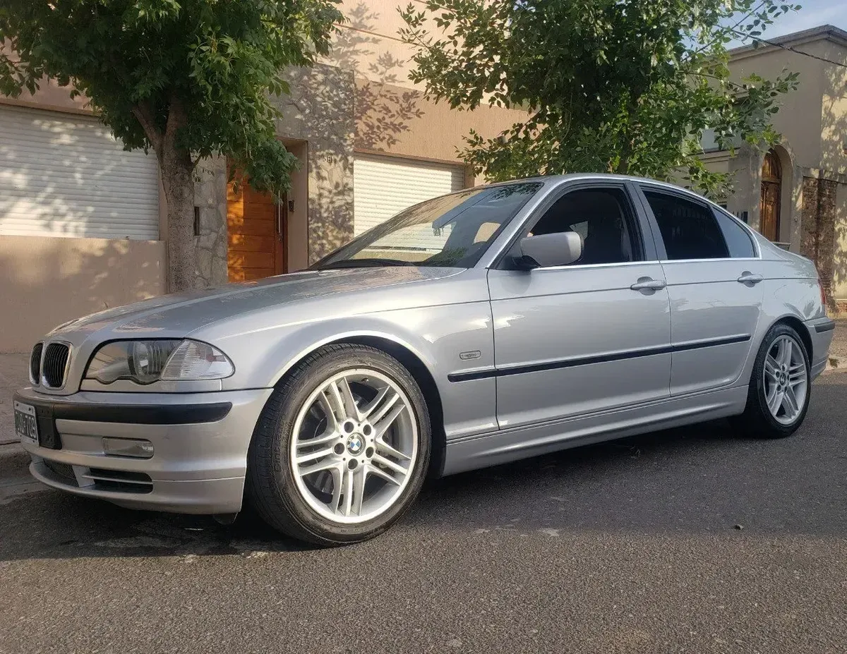 BMW Serie 3 3.0 330i Executive