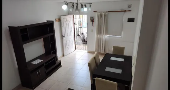 Dúplex En Venta - 2 Dormitorios 2 Baños - San Miguel 