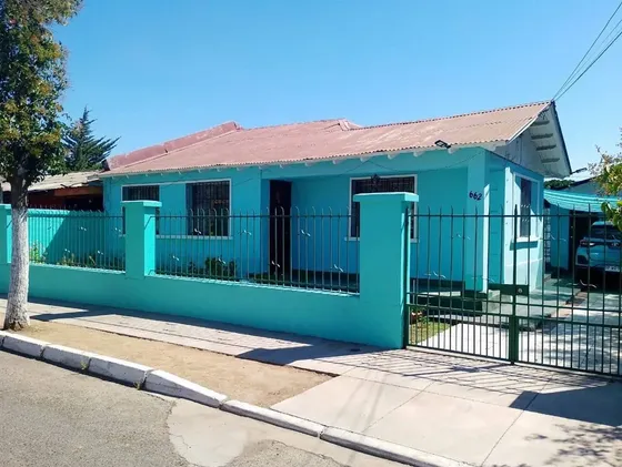 Casa En Venta De 6 Dorm. En San Bernardo