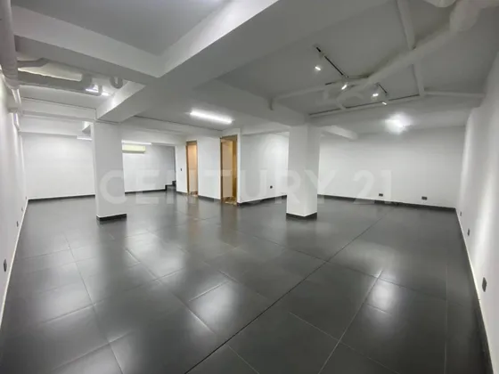 Venta Bodega Y Apartaestudio