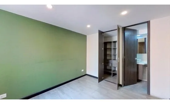 Venta De Hermoso Apartamento En Madrid  34038279832