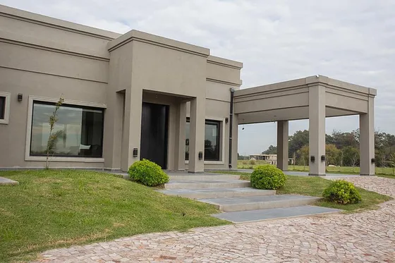 Casa De 6 Ambientes En Venta En Villa María, Con Amplio Jardín. Canning, Ezeiza.