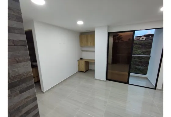 Apartamento En Venta, Sector Barrio Comuneros, El Peñol