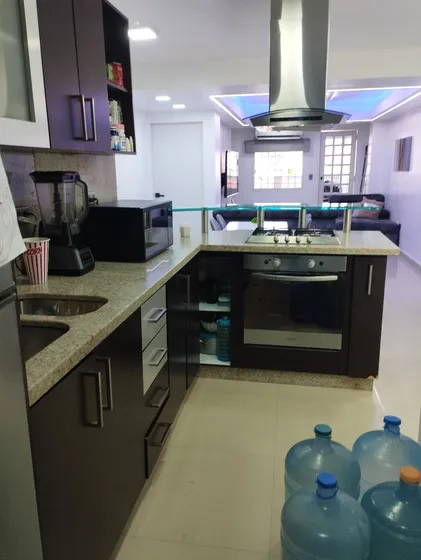 En Venta Bella E Impecable Planta Baja 110 Mts. Parque Habitat El Encantado. Guatire